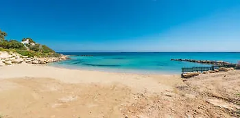 Lombardi Villa * Protaras
