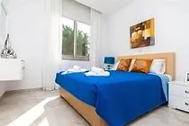 Villa Lombardi Villa *